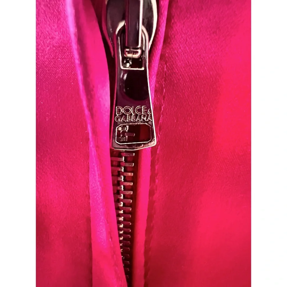 💝 Dolce & Gabbana Magenta Satin Sleeveless Belted Cocktail Dress 💝 - Picture 7 of 12